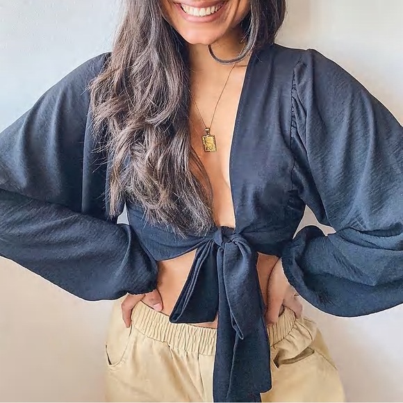 Boohoo Tops - Tie front puff sleeve crop top